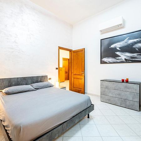 Hotel Camera 'Dolphin' - Eleganza E Tranquillita à Florence Extérieur photo